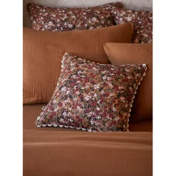 Coussin déhoussable avec croquet en gaze de coton imprimée camel 40x40cm - Capucine