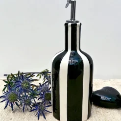 Huilier en faïence rayé noir h22cm