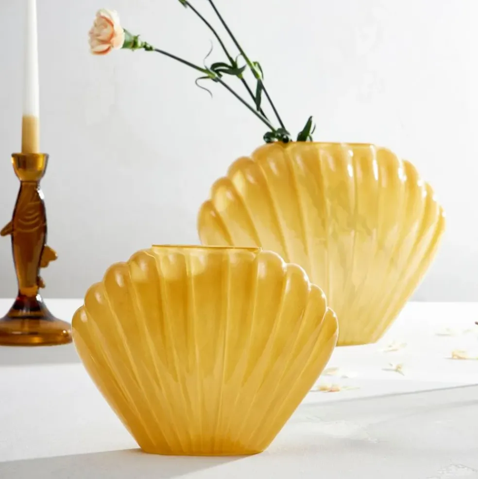 Vase coquillage en verre ocre h14.5cm - Leucie